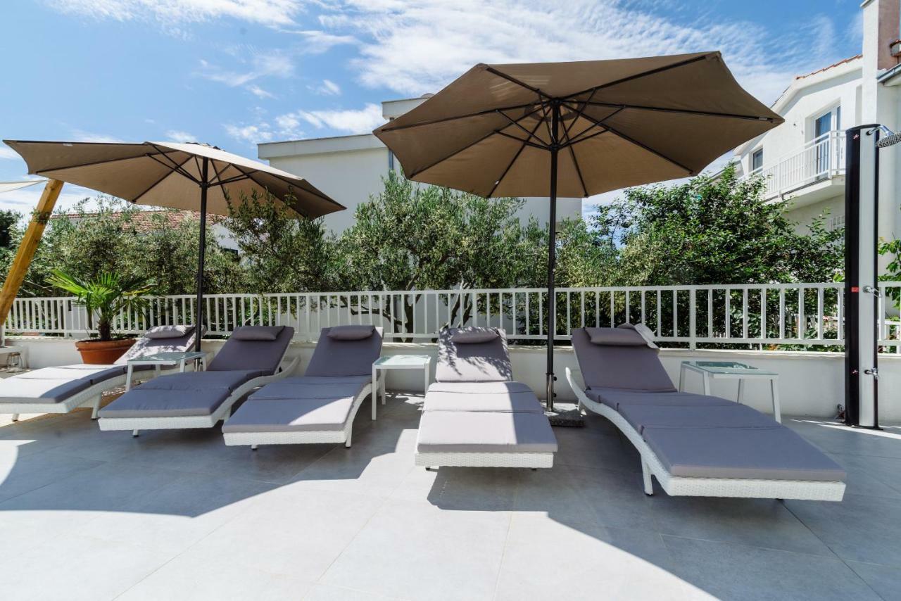 Apartments Villa Dalmatia Trogir Exterior foto
